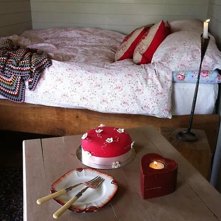The Shepherds Hut At Crake Trees Manor * Penrith