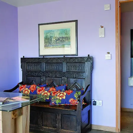 The Shepherds Hut At Crake Trees Manor Κατάλυμα σε φάρμα *