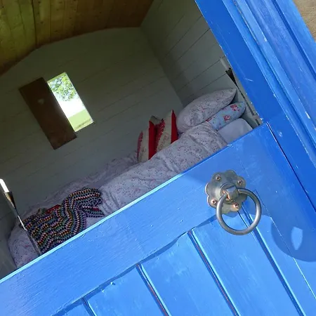 The Shepherds Hut At Crake Trees Manor