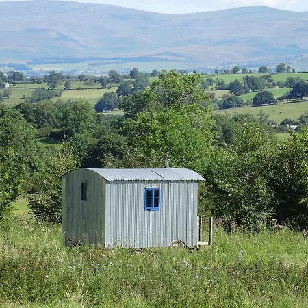 The Shepherds Hut At Crake Trees Manor Penrith