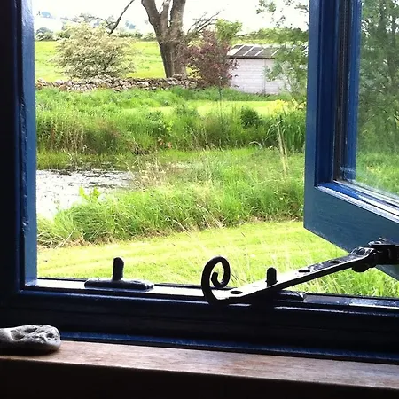 The Shepherds Hut At Crake Trees Manor *